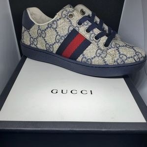 Kid Gucci shoes